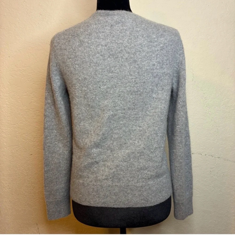 Quince Womens 100% Cashmere Crew Neck Sweater Heather Gray Luxury Medium Cozy - Picture 3 of 12
